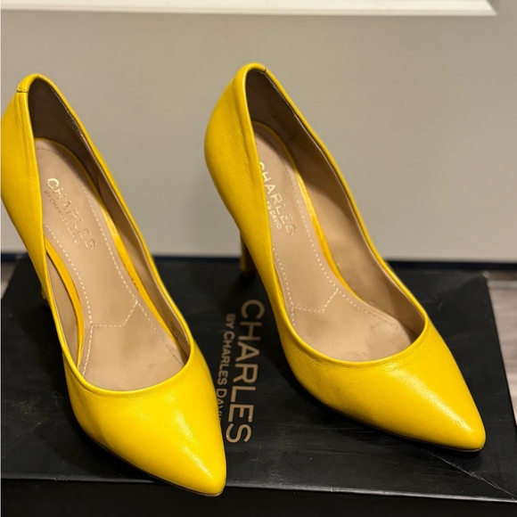 Charles by Charles David Yellow Pumps - Picture 2 of 5